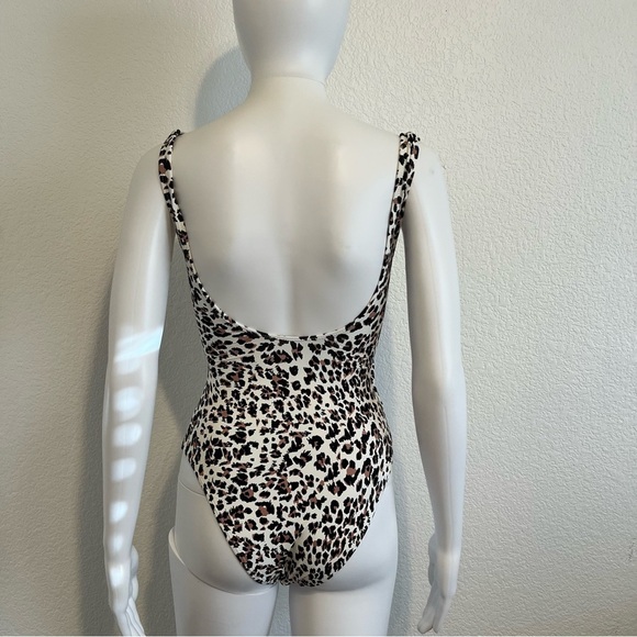 Mono b Size Small White Brown Black Leopard Print Plunge V-Neck One-Piece - Picture 3 of 8